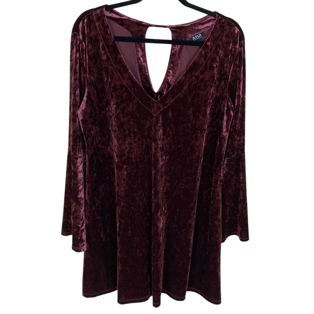 Women's A.N.A. Burgundy Velour Long Bell Sleeve V-Neck Knee Length Dress Size L